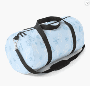 Christmas Tennis Print | Tennis Holiday Pattern | Tennis Rackets on a Light Blue Background Drawstring Bag